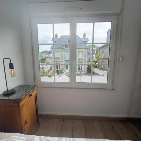 Maison La Tribu Des Roses 4*