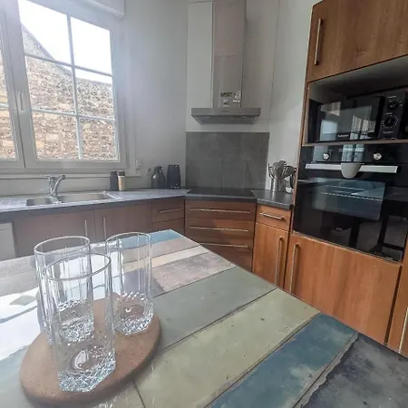 Pensionat Maison La Tribu Des Roses 4*