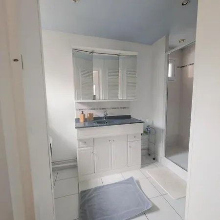 Maison La Tribu Des Roses Pensionat 4*