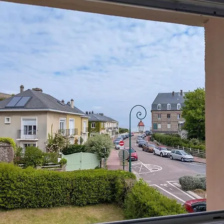 Гостевой дом Maison La Tribu Des Roses 4*