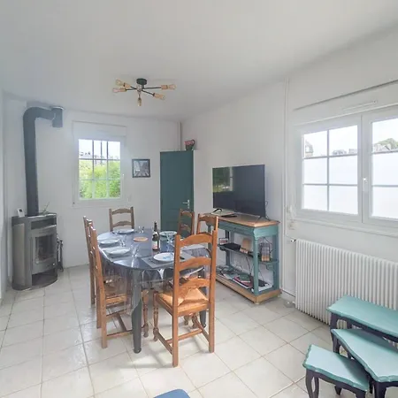 Maison La Tribu Des Roses 4*